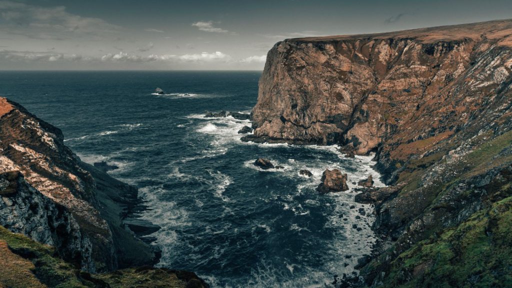 Acantilados de Castro Urdiales en Cantabria