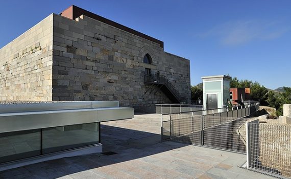 Leyenda de la Doncella de Blanco en el Castillo de la Concepción de Cartagena